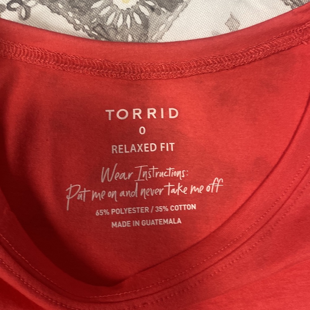 NWT! Torrid Paradise Pink Relaxed Fit Crew Neck, Super Soft, Size 0/L/12 - Picture 5 of 5